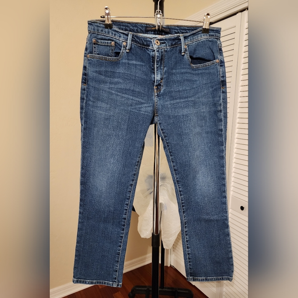 Levi's Boyfriend Jeans Size 10 MPetite